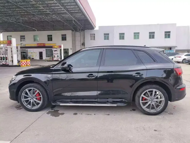 Audi Q5L — Фото автомобиля 7