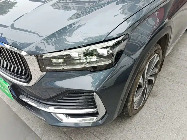 Geely Xingyue L — Фото автомобиля 23