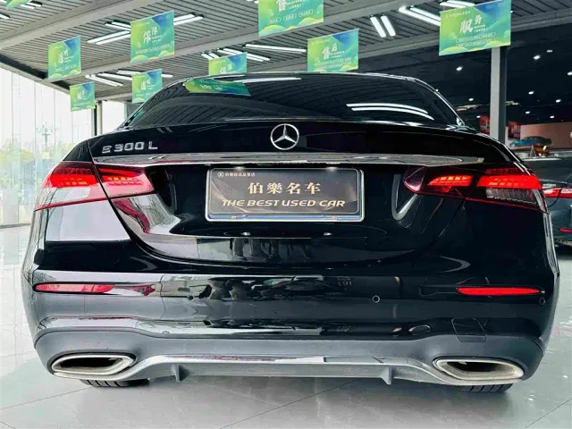 Mercedes-Benz E-Class — Фото автомобиля 6