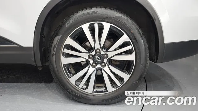 Renault-KoreaSamsung QM6 Новый QM6 2.0 GDe Première 2WD — Фото автомобиля 21