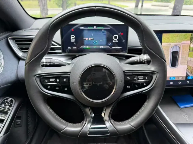 BYD Seal — Фото автомобиля 5