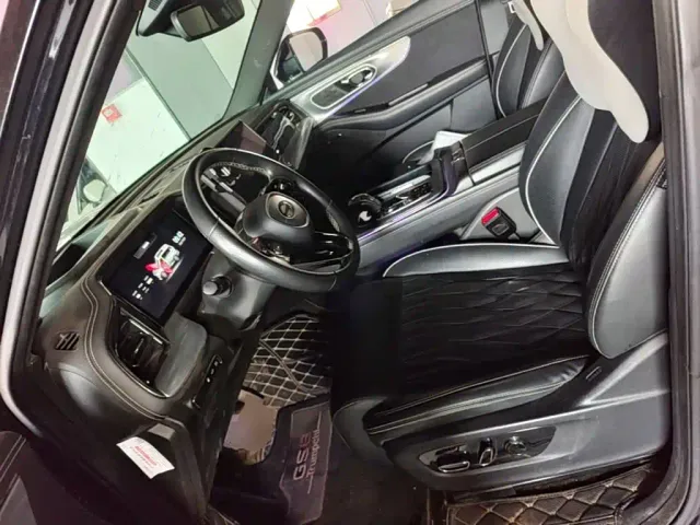 GAC Trumpchi GS8 — Фото автомобиля 14