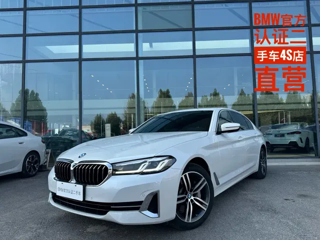 Фотография автомобиля — BMW 5 Series