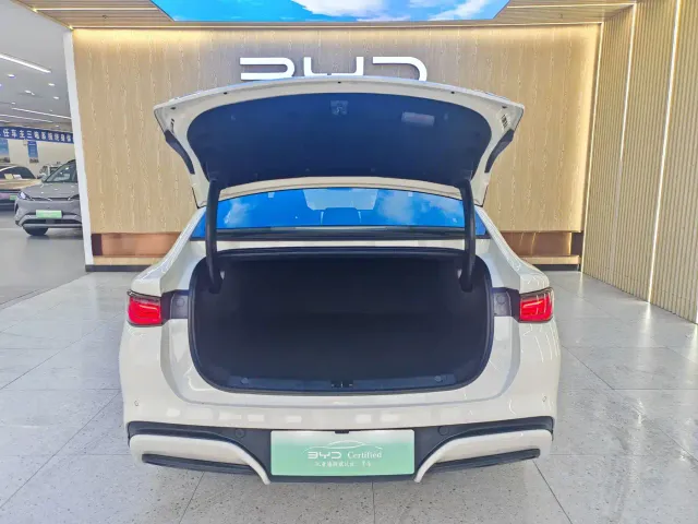 BYD Seal 06 — Фото автомобиля 18