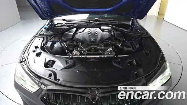 BMW 8 Series G15 — Фото автомобиля 9