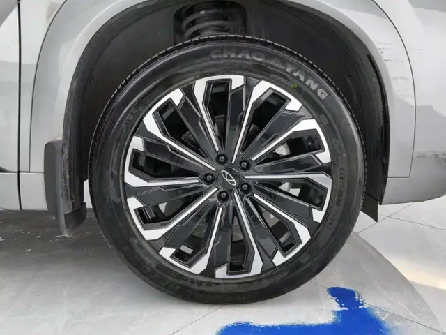 Chery Tiggo 9 — Фото автомобиля 6