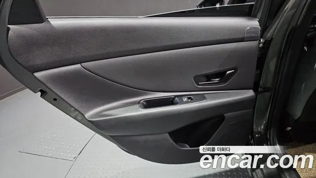 Hyundai Avante — Фото автомобиля 14