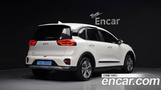 Kia Niro Niro Plus Earth — Фото автомобиля 2