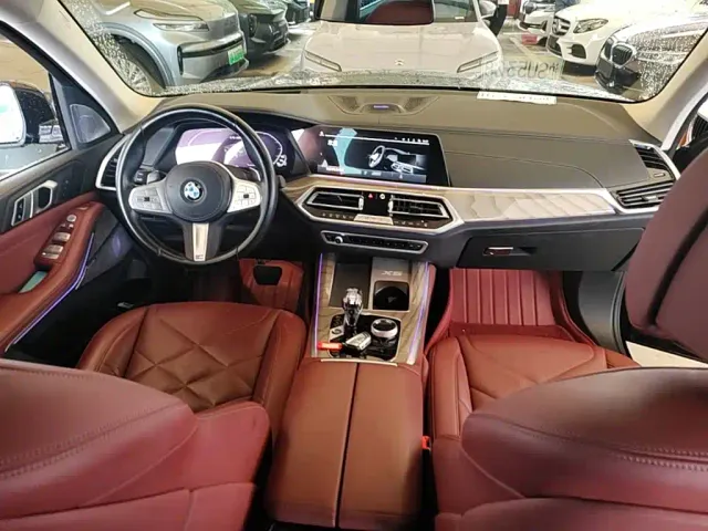 BMW X5 — Фото автомобиля 9