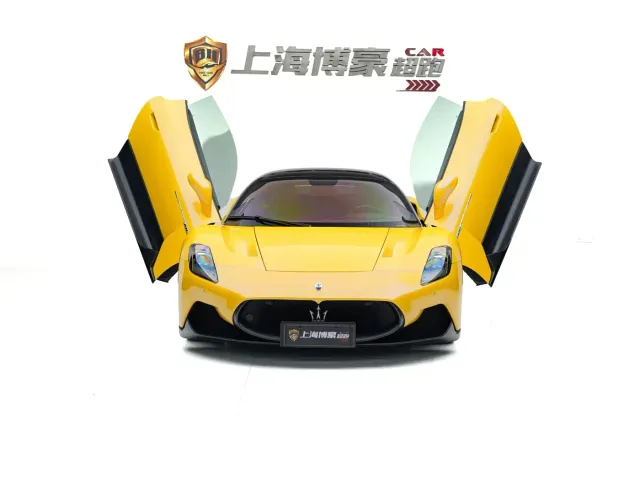 Maserati MC20 — Фото автомобиля 2