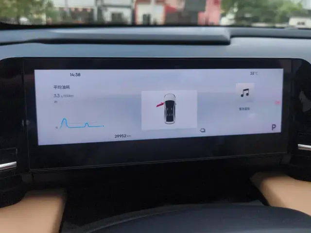 Geely Galaxy L6 — Фото автомобиля 14