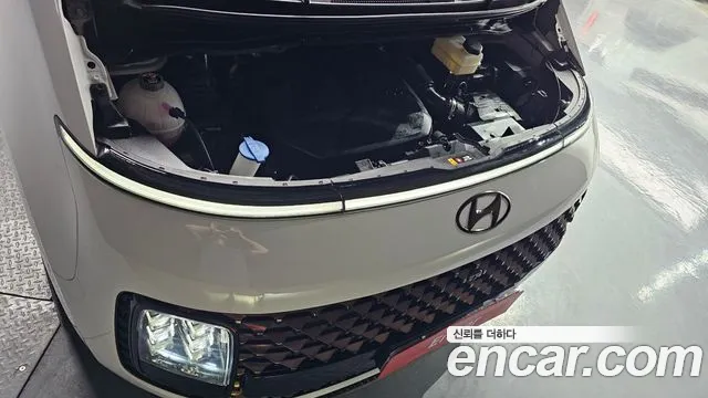 Hyundai Staria Staria 4WD Lounge 9 мест — Фото автомобиля 5