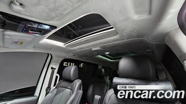 Hyundai Staria Staria 4WD Lounge 9 мест — Фото автомобиля 17