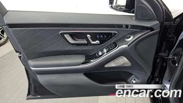 Mercedes-Benz S-Class W223 — Фото автомобиля 13