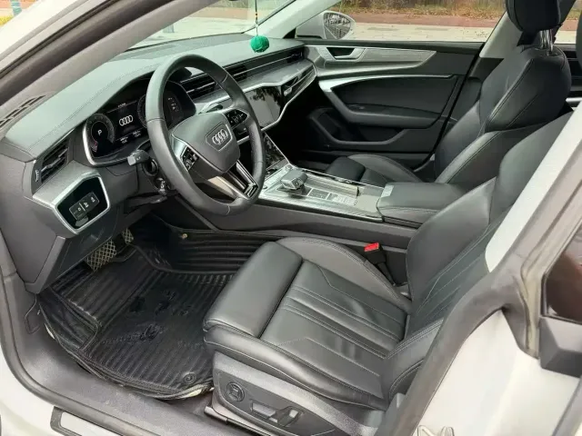 Audi A7 — Фото автомобиля 3