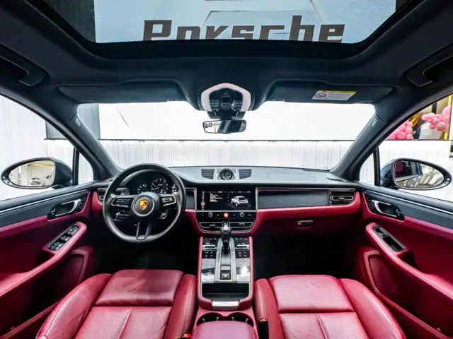 Porsche Macan — Фото автомобиля 14