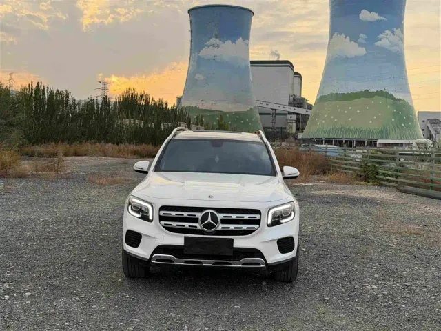 Mercedes-Benz GLB-Class — Фото автомобиля 2