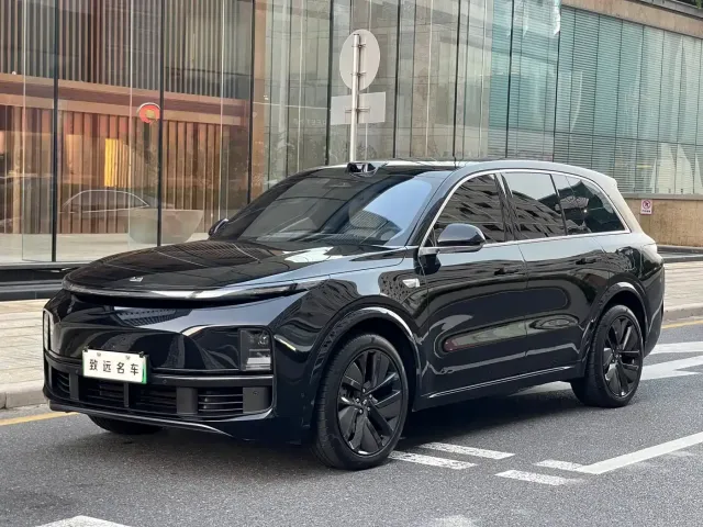 Фотография автомобиля — Li Auto L8