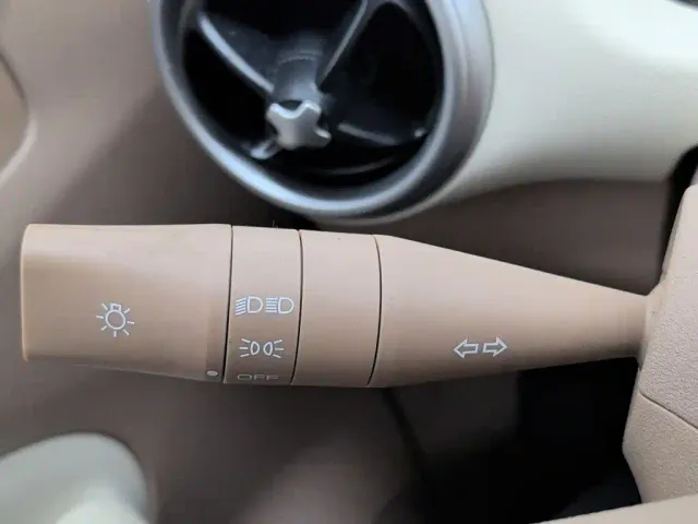 Wuling Hongguang Mini EV — Фото автомобиля 21