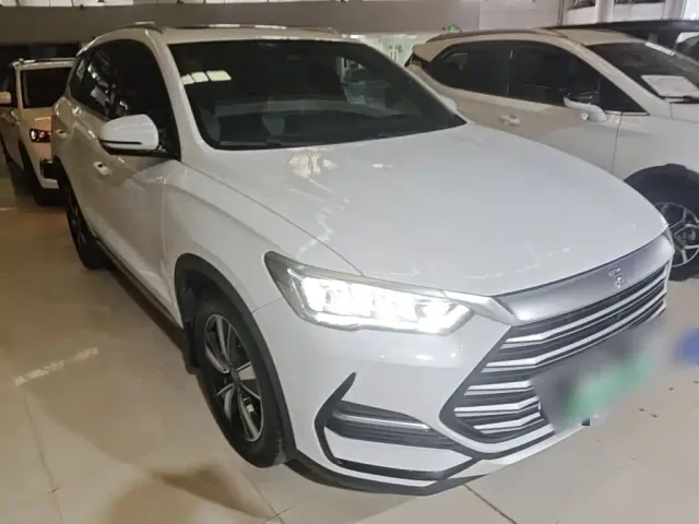 BYD Song Pro — Фото автомобиля 3