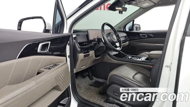 Kia Carnival — Фото автомобиля 10