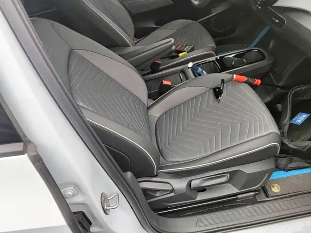 Volkswagen ID.3 — Фото автомобиля 24
