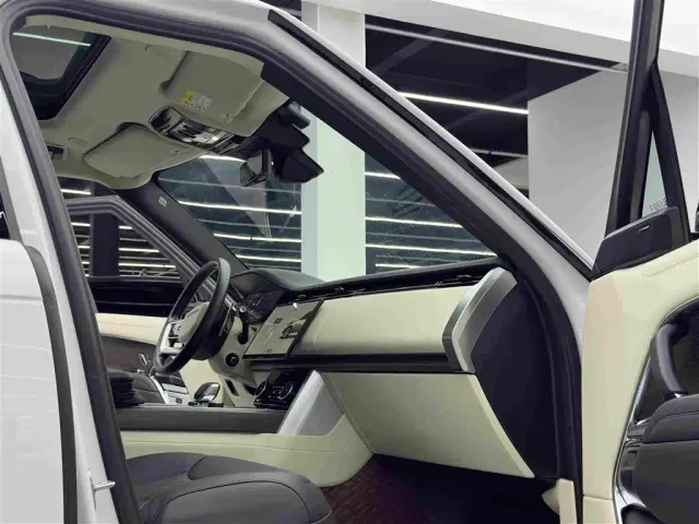 Land Rover Range Rover — Фото автомобиля 19