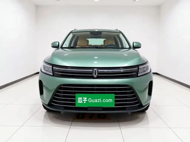 Aito M7 — Фото автомобиля 2