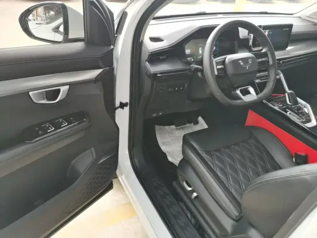 Wuling Asta — Фото автомобиля 15