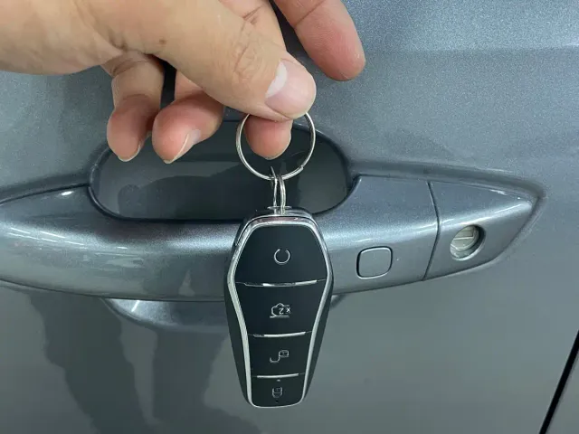 BYD Qin PLUS — Фото автомобиля 8