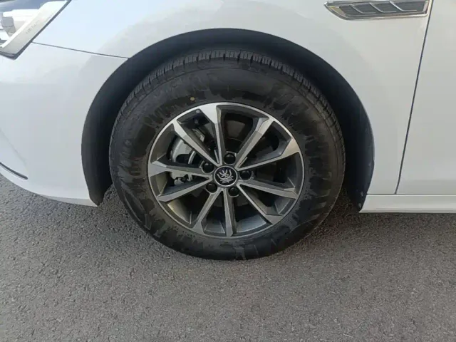 BYD Qin PLUS — Фото автомобиля 22