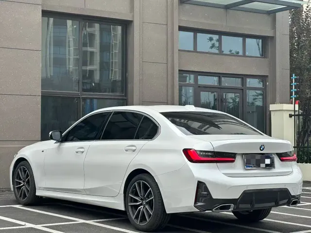 BMW 3 Series — Фото автомобиля 7