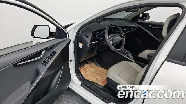 Kia Niro The All New Niro — Фото автомобиля 10