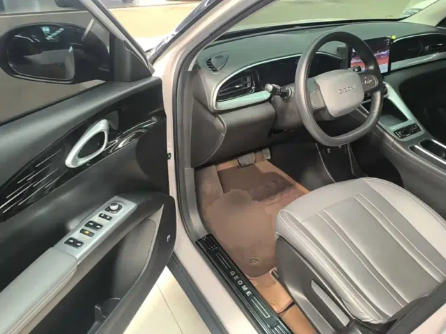 Geely Starry Wish — Фото автомобиля 15