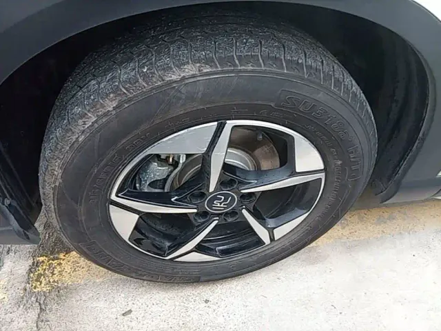 BYD Yuan UP — Фото автомобиля 22