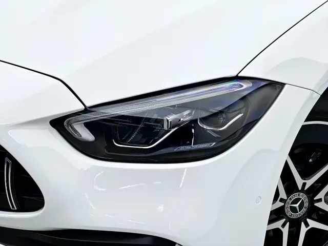 Mercedes-Benz C-Class — Фото автомобиля 12