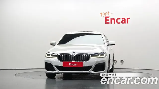 BMW 5 Series G30 — Фото автомобиля 3
