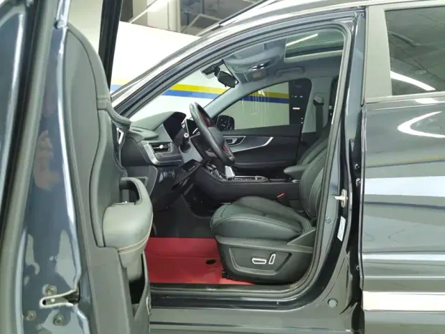 Chery Tiggo 8 — Фото автомобиля 9