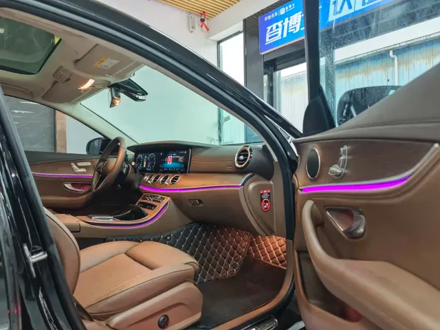 Mercedes-Benz E-Class — Фото автомобиля 17