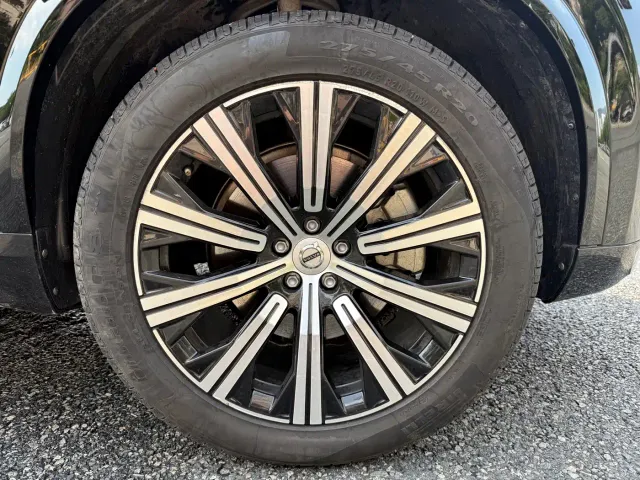 Volvo XC90 — Фото автомобиля 19