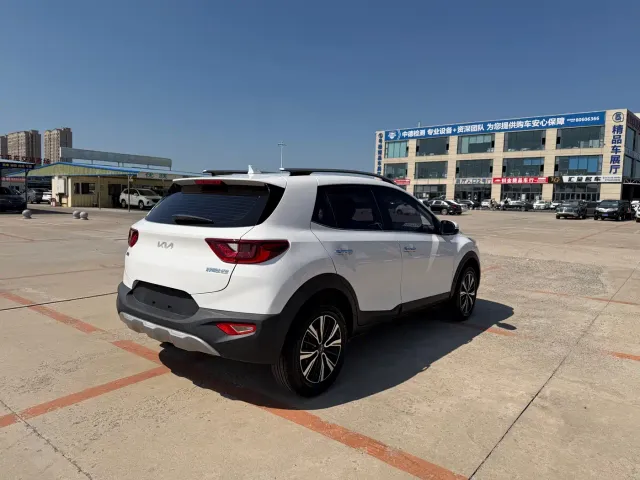 Kia KX1 — Фото автомобиля 4