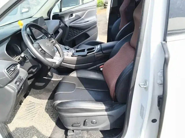 Hyundai Santa Fe — Фото автомобиля 19