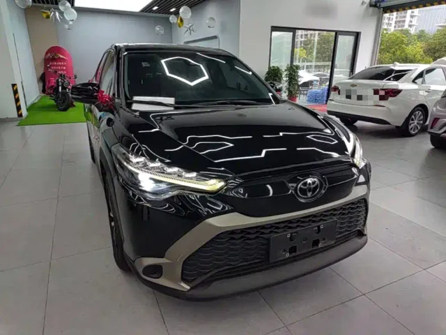 Toyota Frontlander — Фото автомобиля 3
