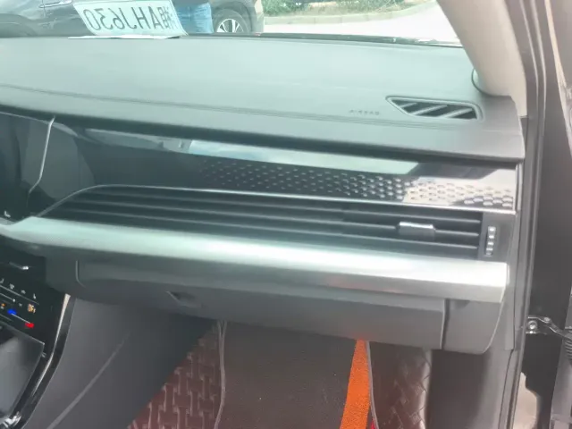 Volkswagen Passat — Фото автомобиля 14