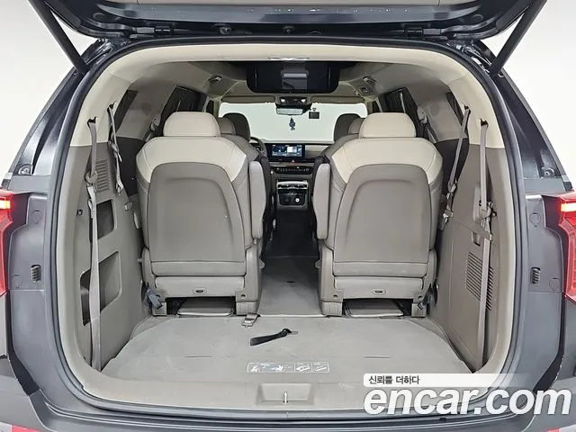 Kia Carnival Generation 4 — Фото автомобиля 19
