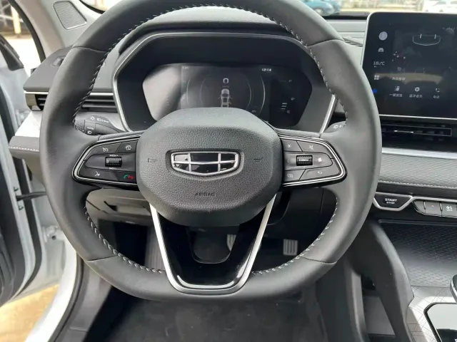 Geely Xingrui — Фото автомобиля 12