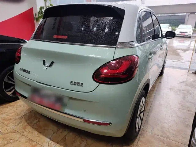 Wuling Bingo — Фото автомобиля 4