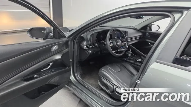 Hyundai AVANTE Avante (CN7) — Фото автомобиля 10