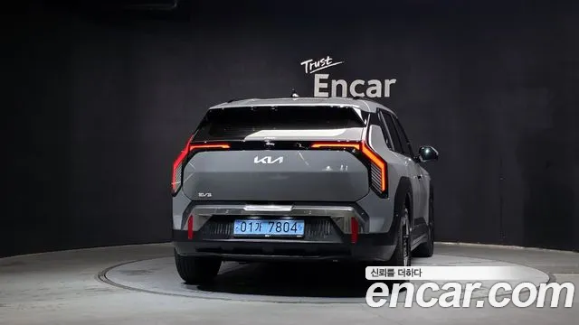 Kia EV3 — Фото автомобиля 4