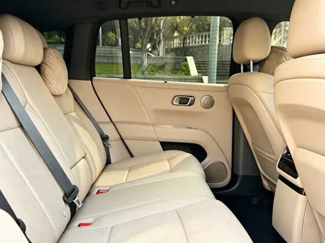 Li Auto i6 — Фото автомобиля 9